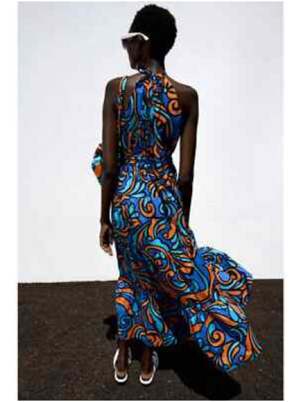 Zara Printed Halter Maxi Dress in Blue Orange Size S NWT - Picture 4 of 13
